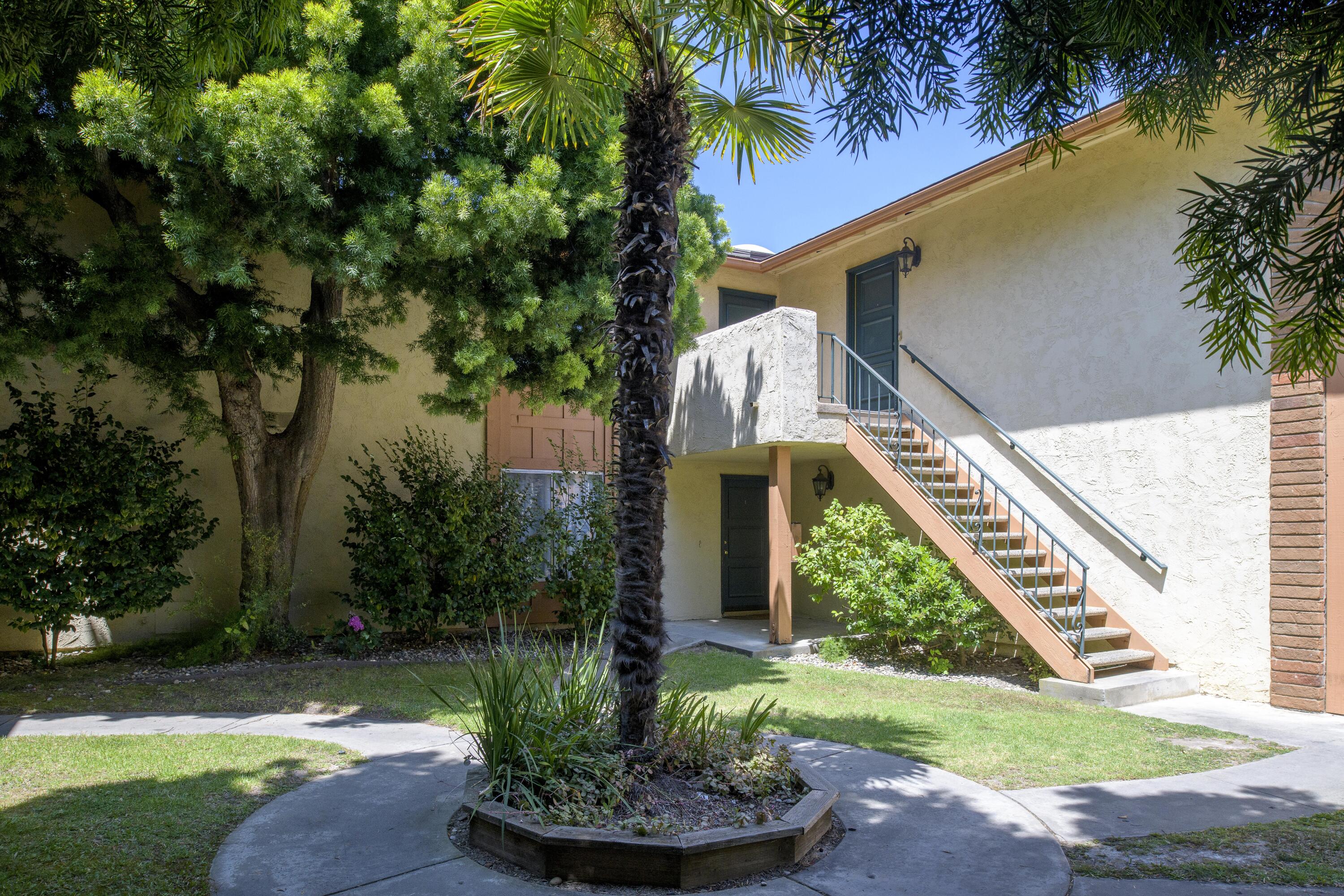 452 Linfield Place, Unit J Goleta, CA 93117 - Photo 1 of 15 452LinfieldPlaceUnitJ15