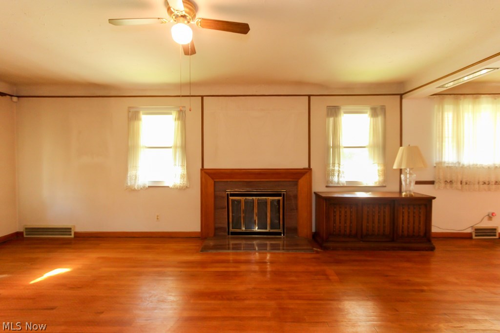 3146 Warren Road Cleveland, OH 44111 - Photo 5 of 35 Gallery Image 5