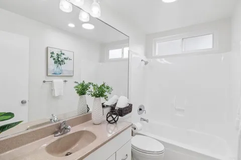 $529,000 | 1209 Hueneme Street, Unit 9, San Diego, CA 92110