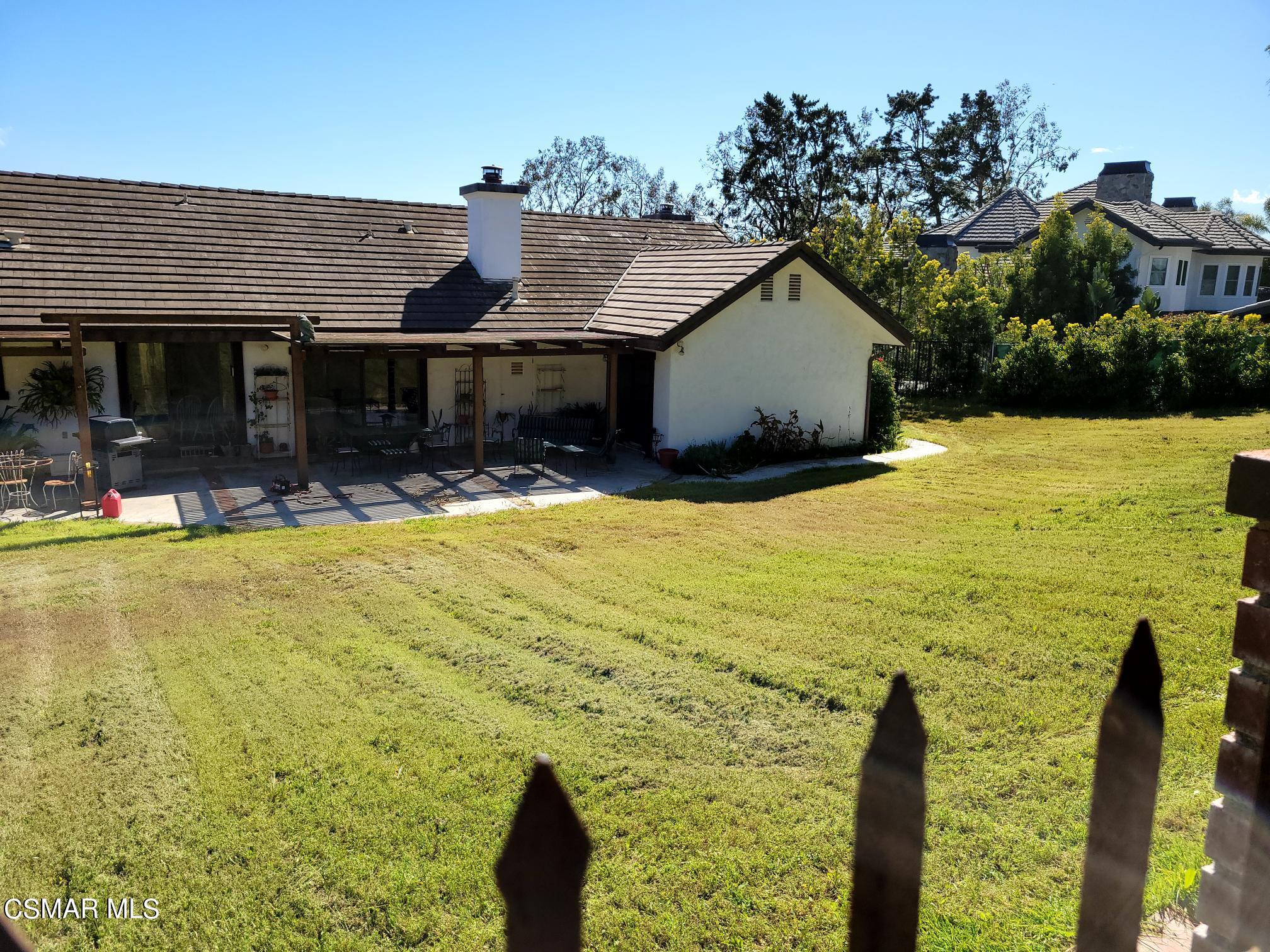 2890 Las Posas Circle Camarillo, CA 93012 - Photo 6 of 6 20230403_153419_01