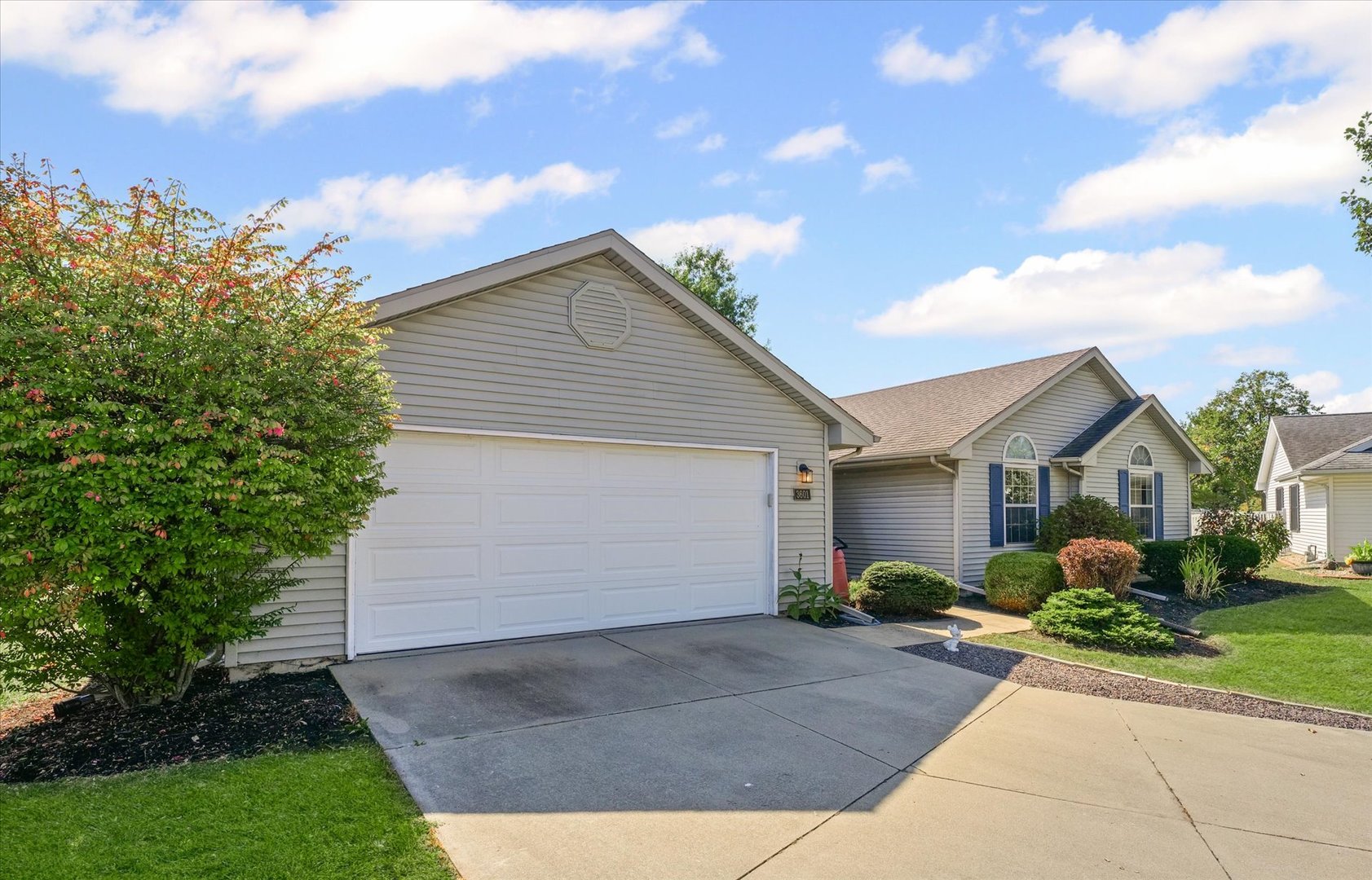 3601 Brook Ridge Circle Champaign, IL 61822 - Photo 4 of 34 Gallery Image 4