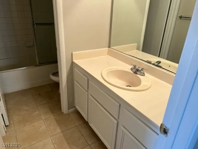 $1,650 | 5207 Souvenir Lane, Las Vegas, NV 89118