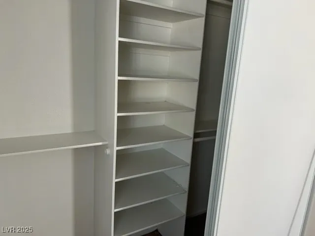 $1,650 | 5207 Souvenir Lane, Las Vegas, NV 89118