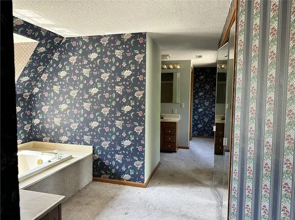 $177,000 | 1005 East Normal Avenue, Kirksville, MO 63501