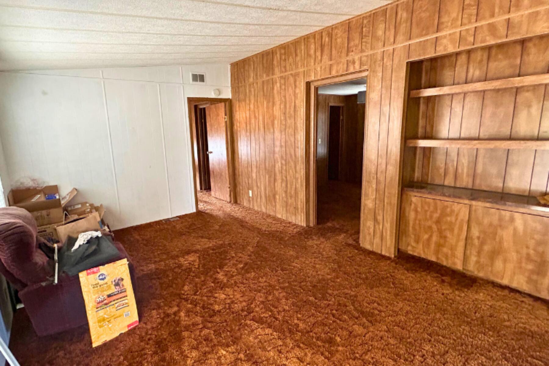 2154 Southeast Kyle Road Prineville, OR 97754 - Photo 5 of 10 batch_5 family room