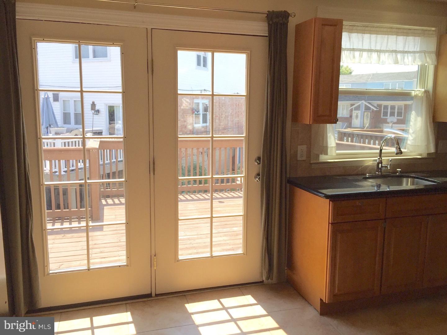 10809 Pedrick Road Philadelphia, PA 19154 - Photo 8 of 25 Deck