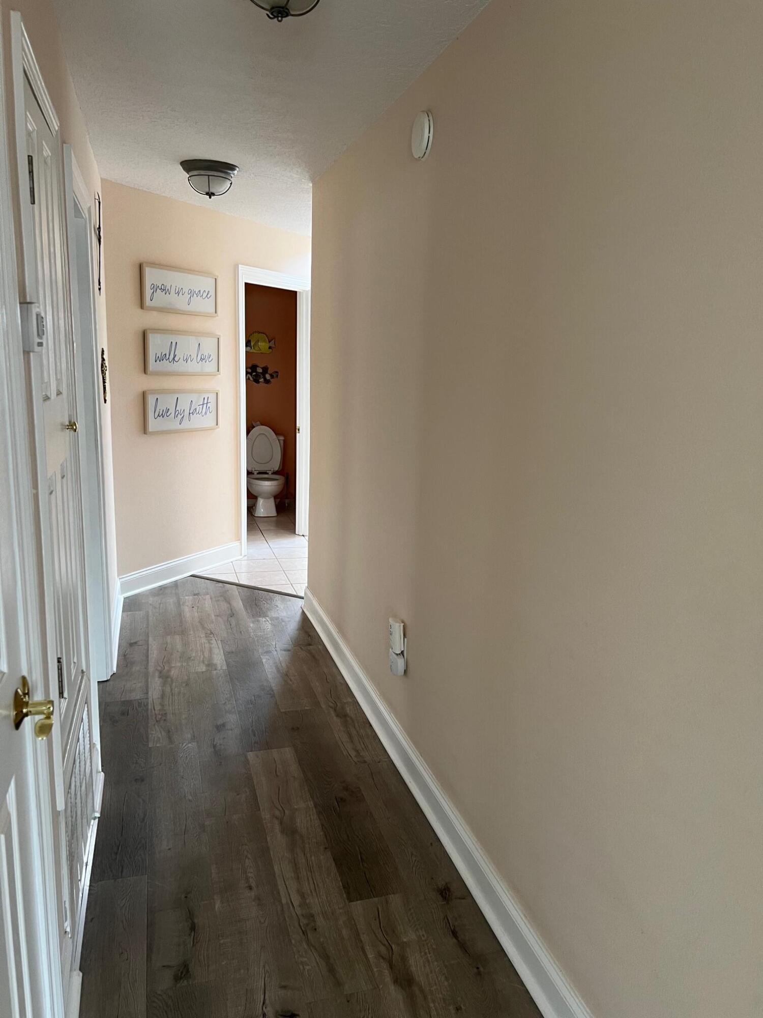 911 Lighthouse Road Fort Walton Beach, FL 32547 - Photo 15 of 21 beyc685b0dcdc7734