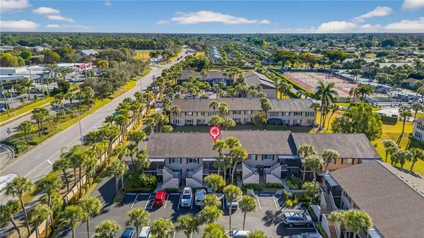 $249,000 | 3450 Frosty Way, Unit 5210, Naples, FL 34112