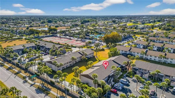 $249,000 | 3450 Frosty Way, Unit 5210, Naples, FL 34112