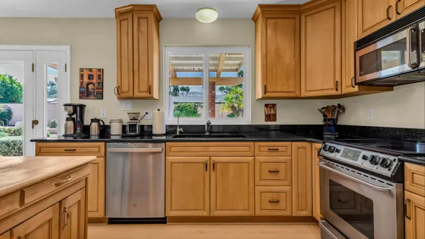 $765,000 | 3175 East Loma Vista Circle, Palm Springs, CA 92264