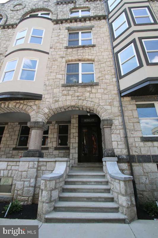 400 South 45th Street, Unit 4D Philadelphia, PA 19104 - Photo 14 of 18