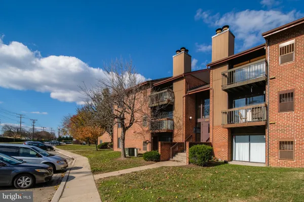 $1,715 | 118 Mountain Road, Unit 3C, Glen Burnie, MD 21060