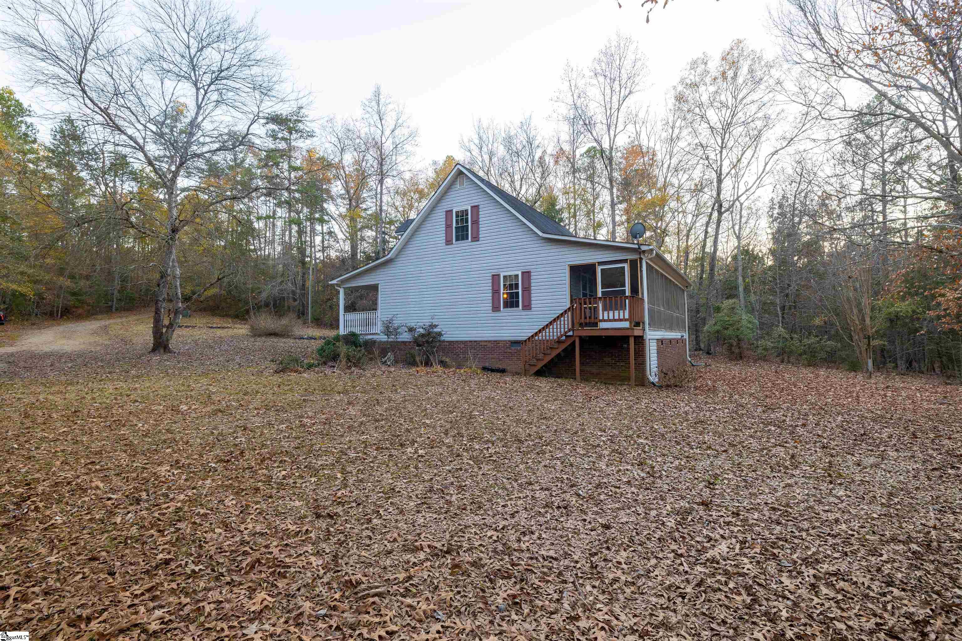 2310 Old Hills Bridge Road Enoree, SC 29335 - Photo 3 of 26