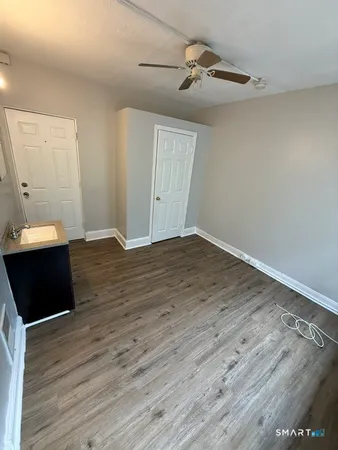 $770 | 269 Laurel Avenue, Unit 10, Bridgeport, CT 06605