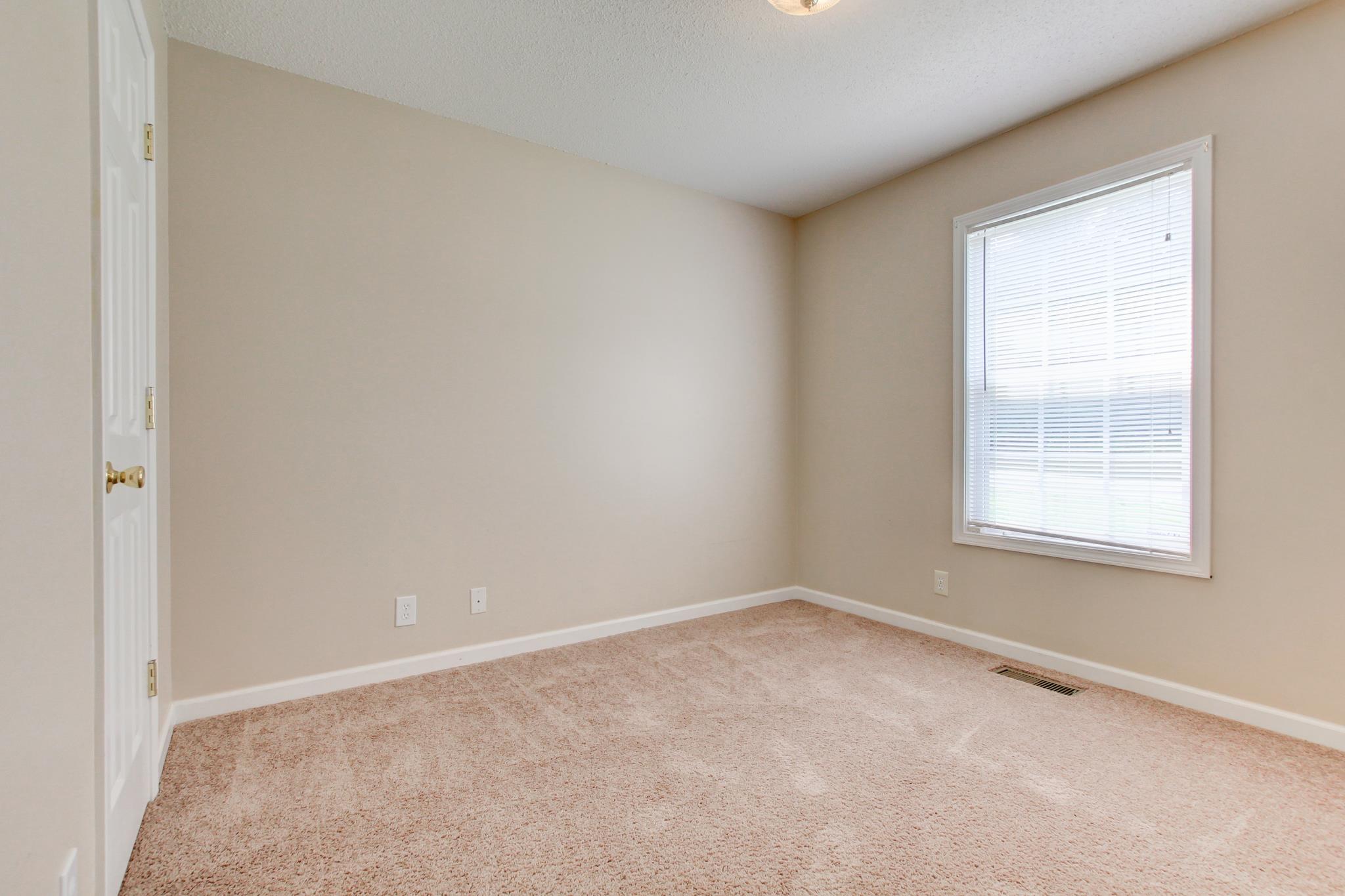1931 Needmore Road Clarksville, TN 37042 - Photo 18 of 25 Gallery Image 18