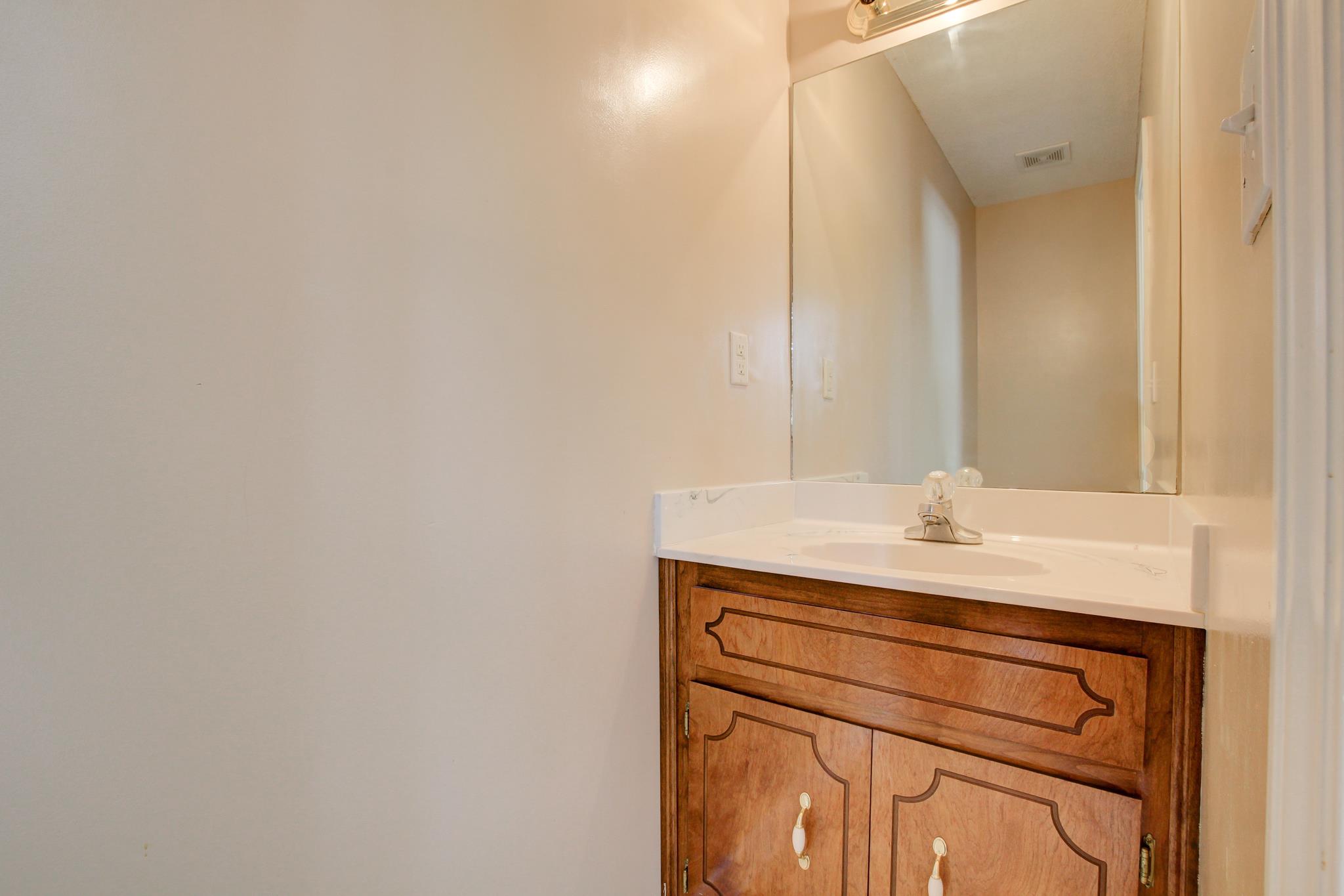 1931 Needmore Road Clarksville, TN 37042 - Photo 10 of 25 Half bath room in bonus room