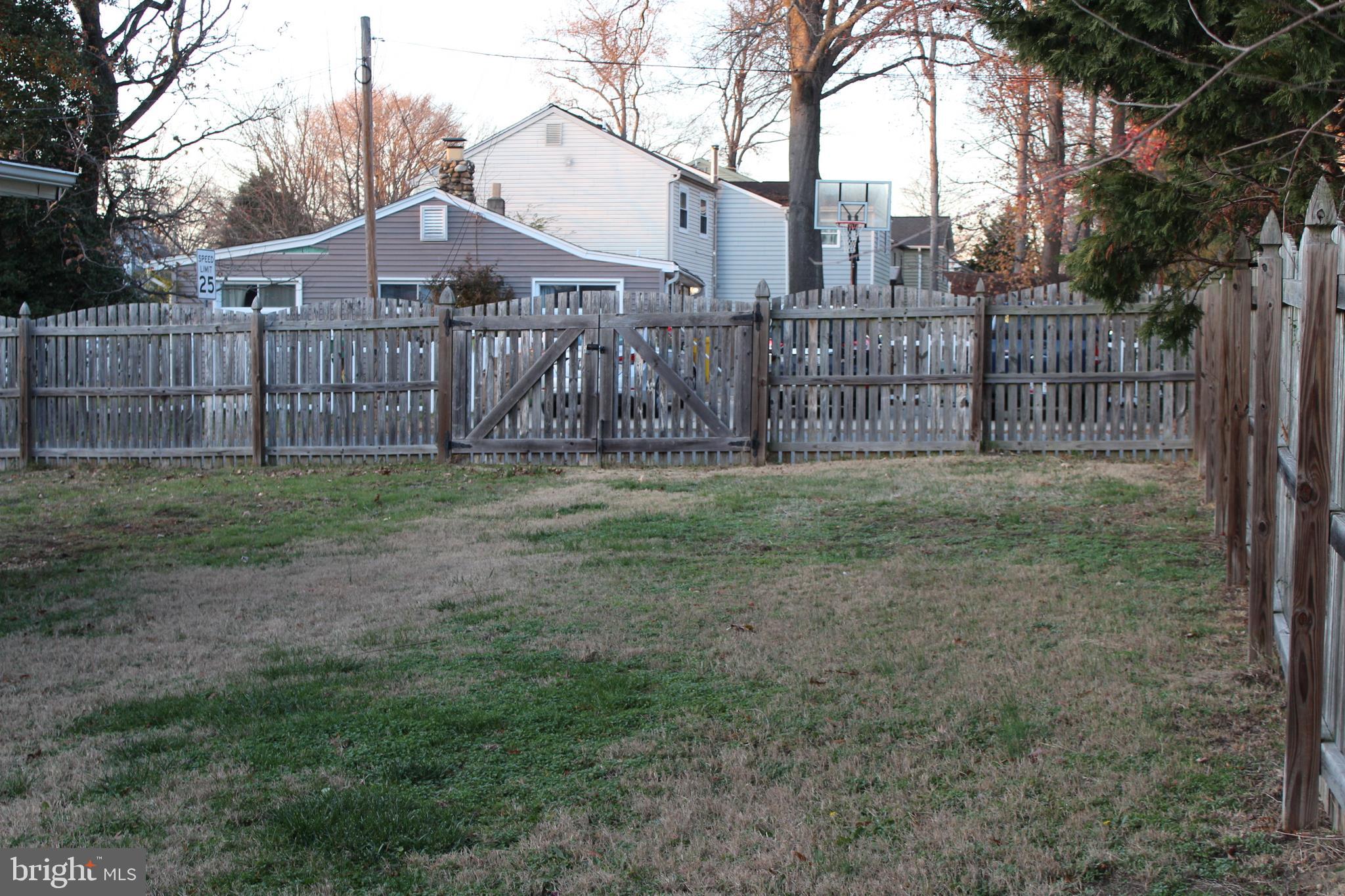 1631 Hilltop Road Edgewater, MD 21037 - Photo 5 of 7