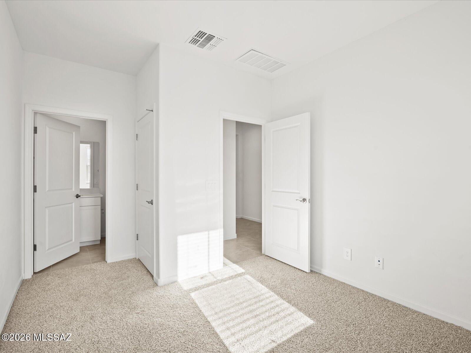 5139 West Gainer Ridge Road Tucson, AZ 85757 - Photo 6 of 16