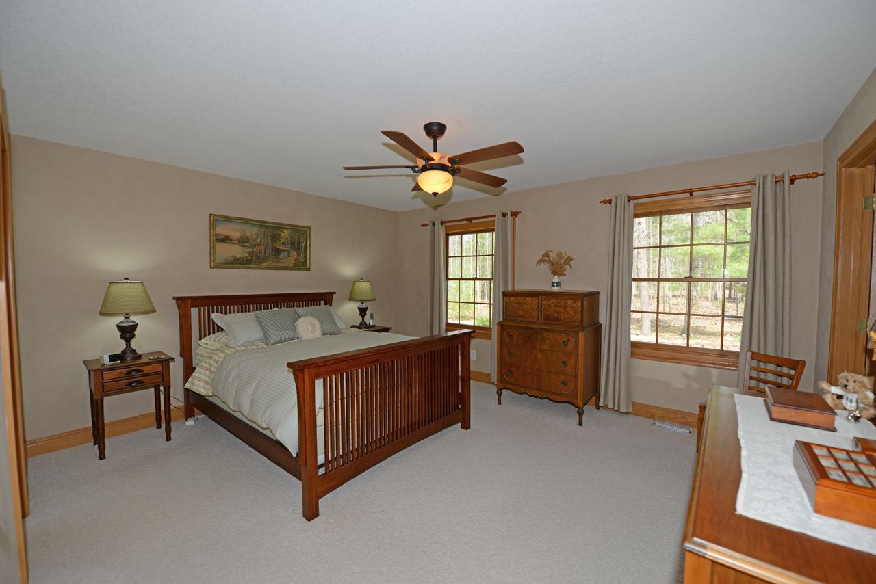 185 Fisher Road Traverse City, MI 49685 - Photo 25 of 43 1799446-24.JPG