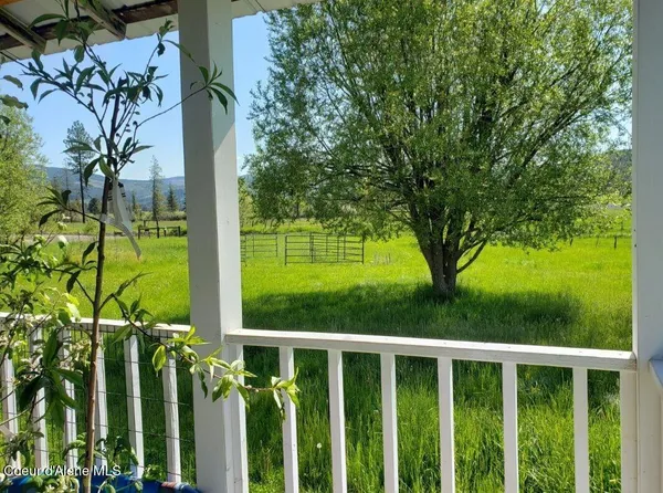 $367,000 | 1565 Little Carpenter Creek Road, Fernwood, ID 83830