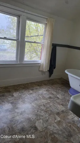 $380,000 | 1565 Little Carpenter Creek Road, Fernwood, ID 83830