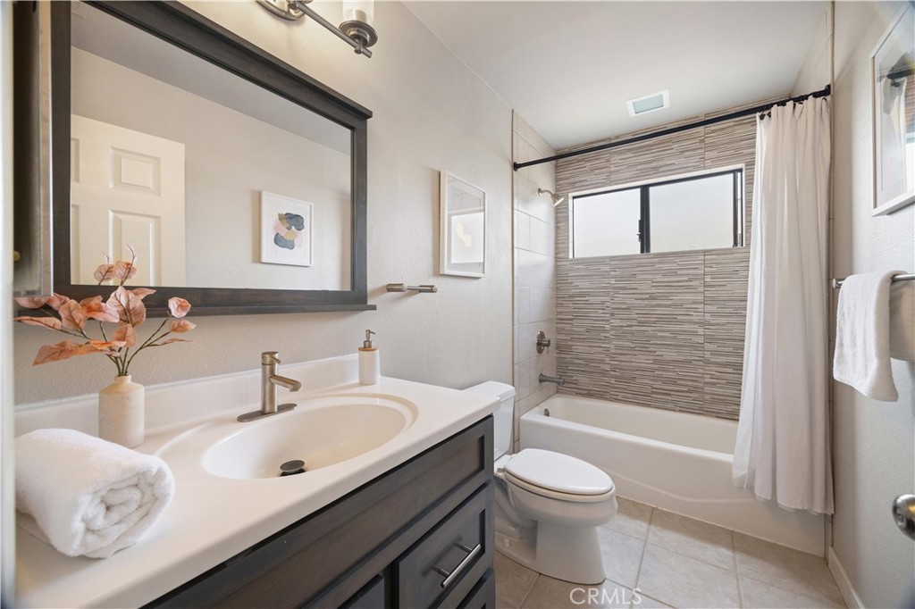 2317 Carnegie Lane, Unit B Redondo Beach, CA 90278 - Photo 18 of 34