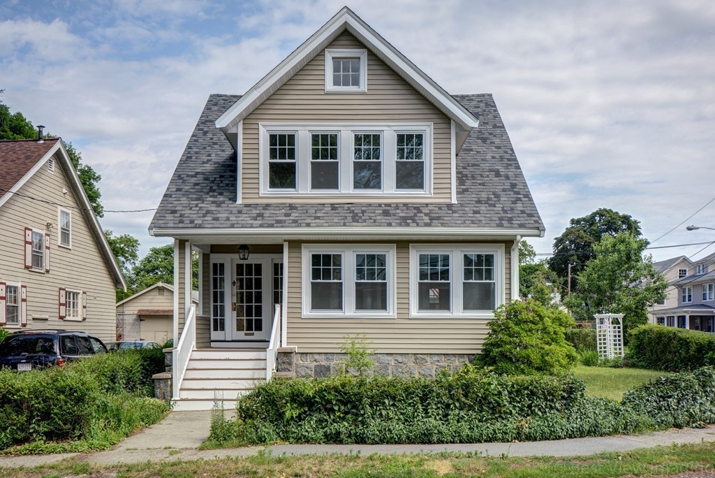 39 Willoughby Road Milton, MA 02186 - Photo 14 of 20 a front view of a house with a yard
