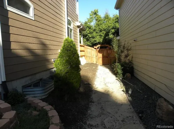 $2,890 | 9356 West Coal Mine Avenue, Littleton, CO 80123