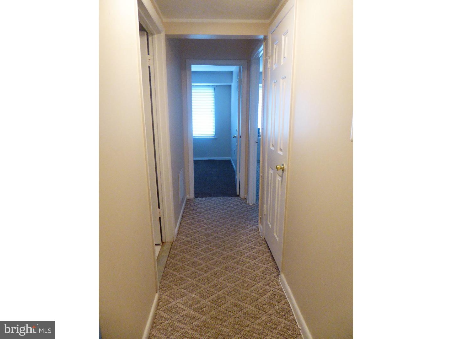 117-1 Echelon Road Voorhees, NJ 08043 - Photo 16 of 24 Hallway
