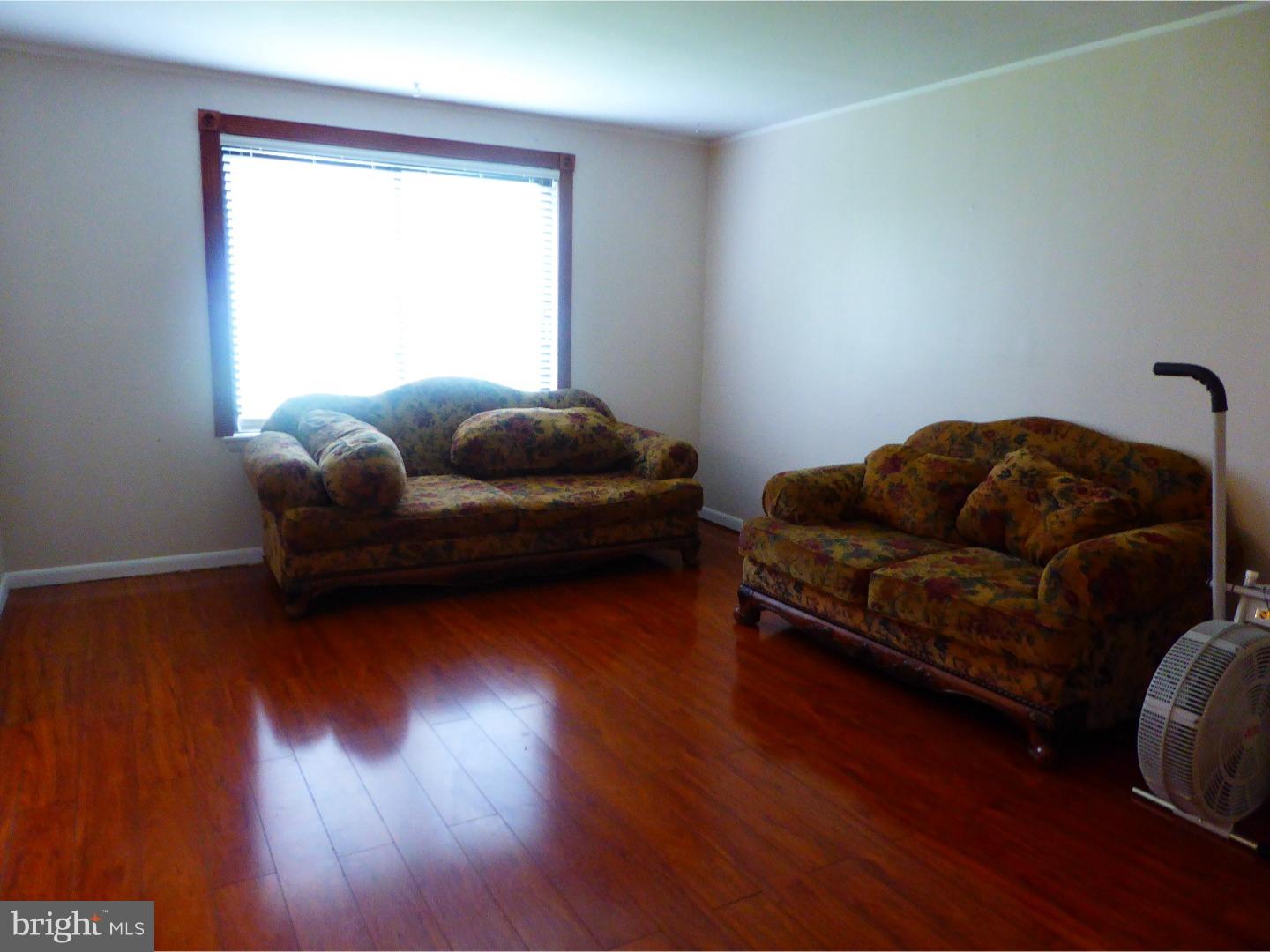 117-1 Echelon Road Voorhees, NJ 08043 - Photo 6 of 24 Living Room