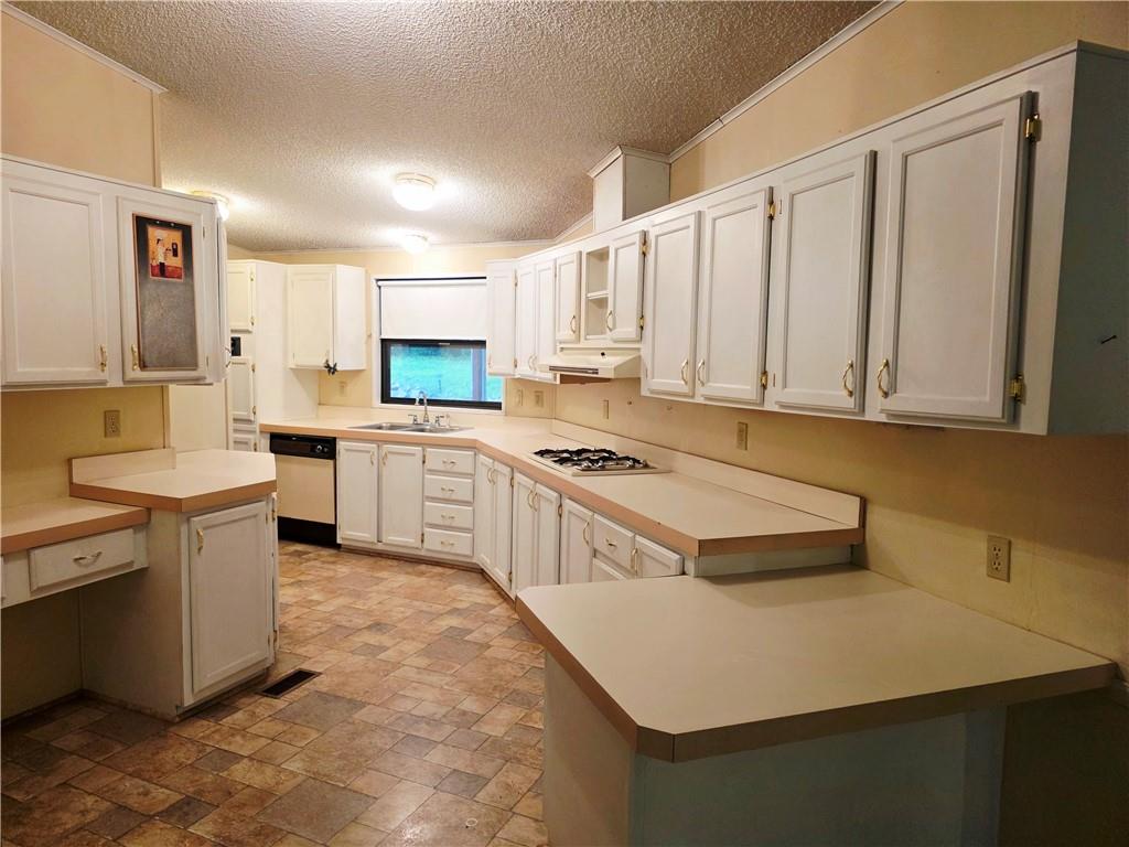 58 Longview Pleasanton, KS 66075 - Photo 17 of 45