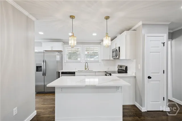 $2,175 | 1935 Causton Bluff Road, Savannah, GA 31404