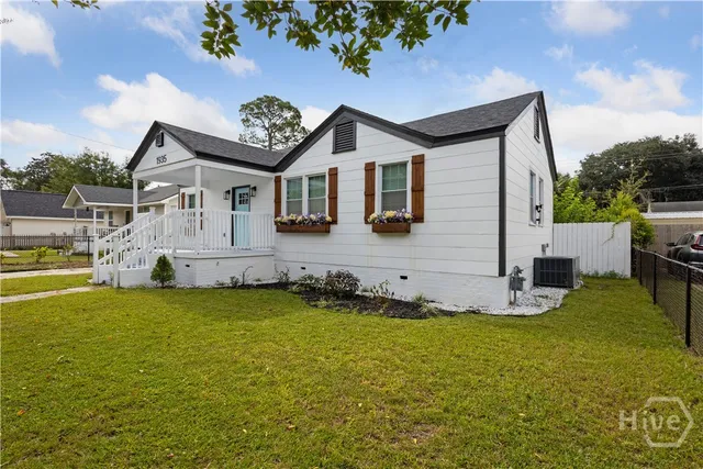 $2,175 | 1935 Causton Bluff Road, Savannah, GA 31404