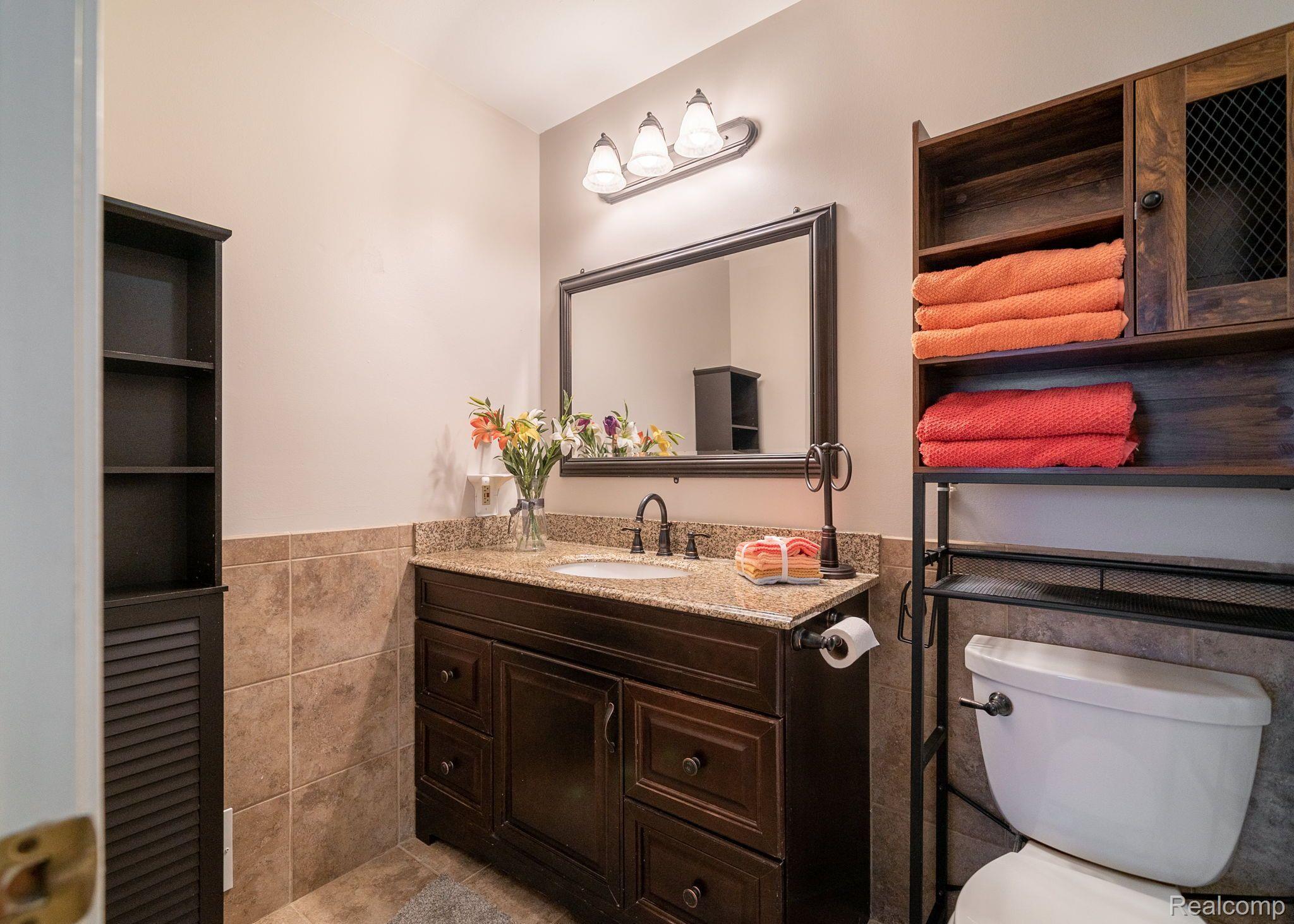 1601 Grandview Drive Rochester, MI 48306 - Photo 27 of 44 Gallery Image 27