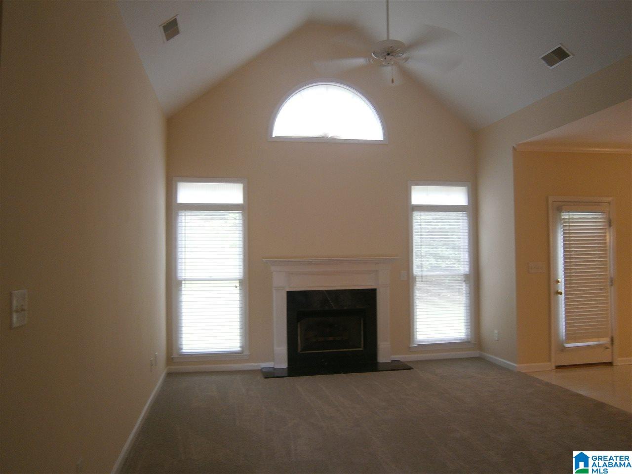 215 Beaver Crest Pelham, AL 35124 - Photo 6 of 19