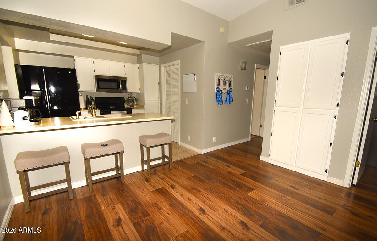 1222 West Baseline Road, Unit 224 Tempe, AZ 85283 - Photo 5 of 20 Kitchen1