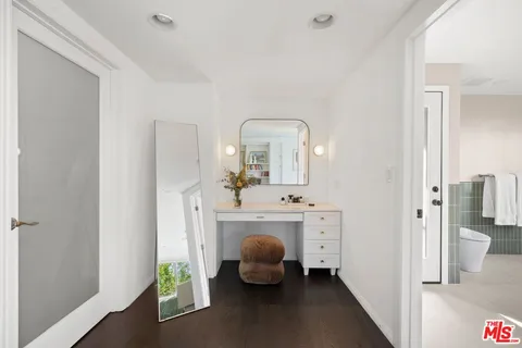 $2,095,000 | 3736 Berry Drive, Studio City, CA 91604