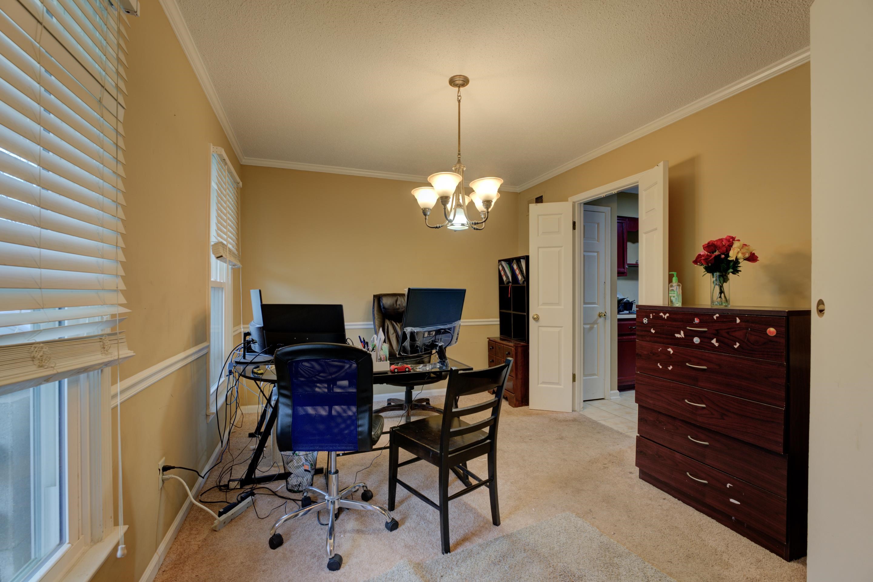 613 Silverman Drive Collierville, TN 38017 - Photo 3 of 10 a view of a workspace with furniture