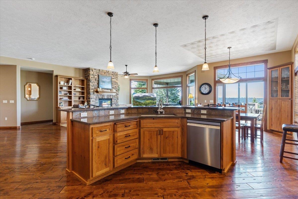 2618 West Howesdale Road Spokane, WA 99208 - Photo 5 of 35