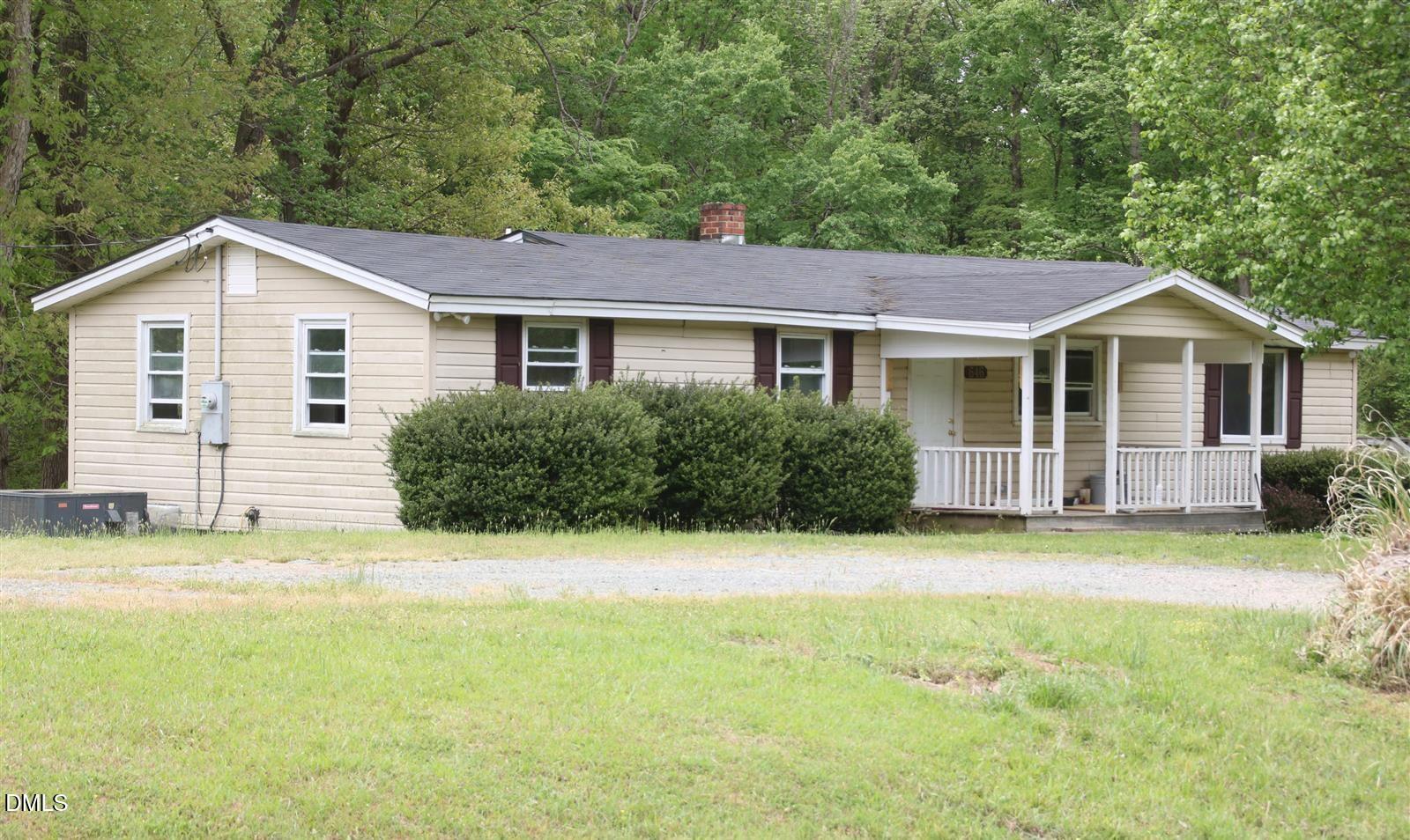 646 North Plank Road Sanford, NC 27330 - Photo 1 of 10 01_beyc69c2f0cd1d875