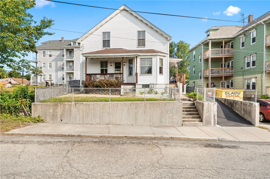 38 Emerson Street Woonsocket, RI 02895 - Photo 1 of 39 Gallery Image 1