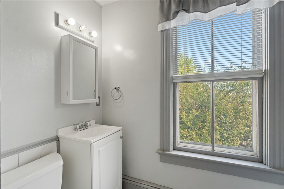 38 Emerson Street Woonsocket, RI 02895 - Photo 21 of 39 Gallery Image 21