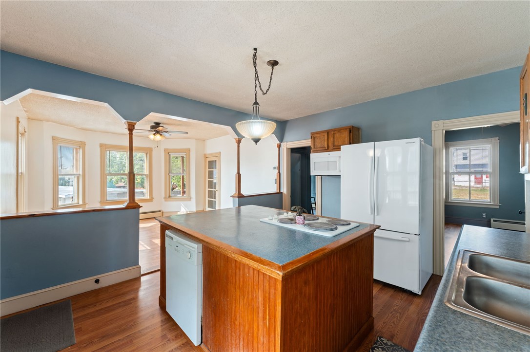 38 Emerson Street Woonsocket, RI 02895 - Photo 3 of 39 Gallery Image 3