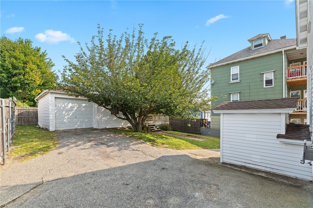 38 Emerson Street Woonsocket, RI 02895 - Photo 35 of 39 Gallery Image 35