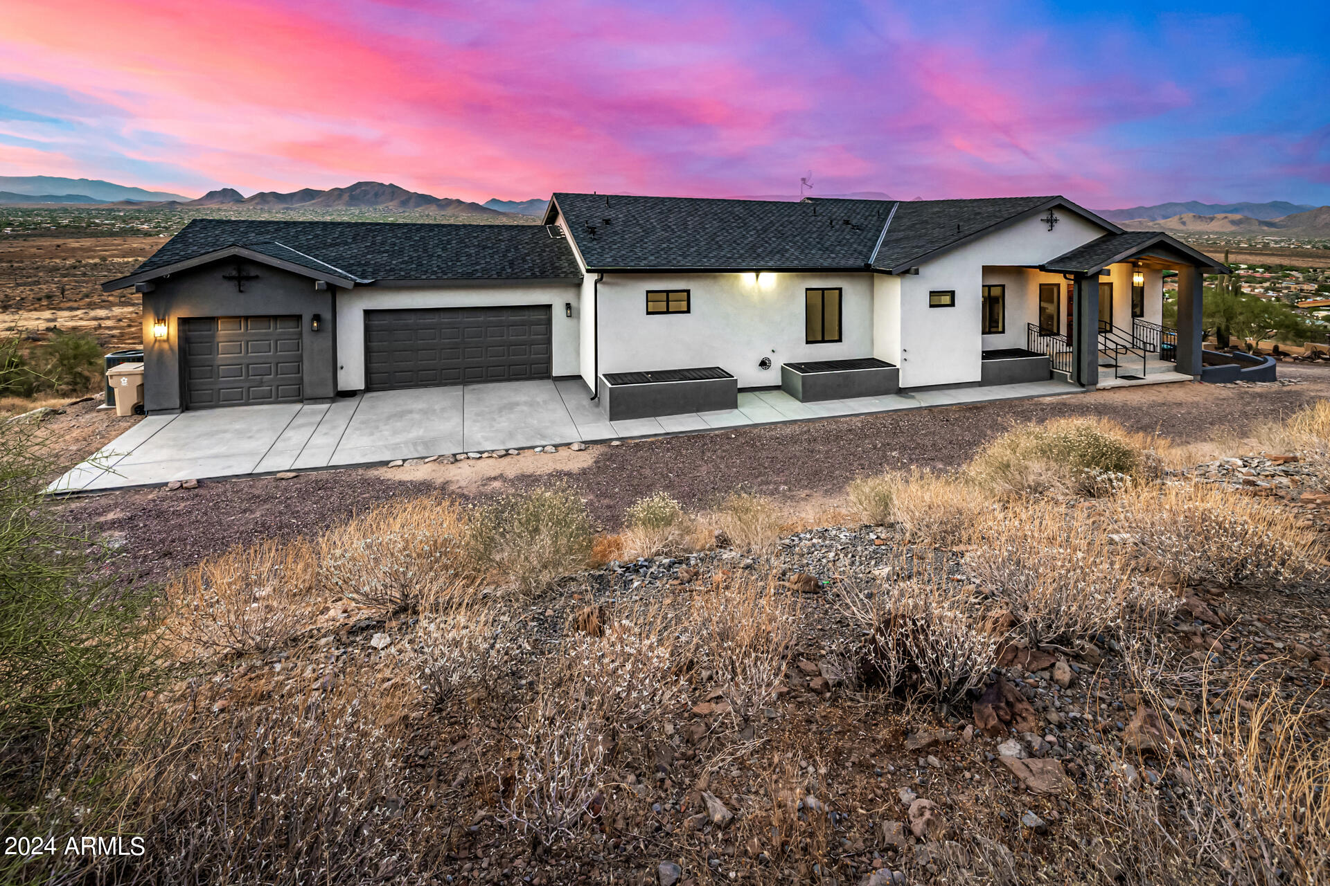 1829 West Cloud Road Phoenix, AZ 85086 - Photo 4 of 137 0009-05-Cloud