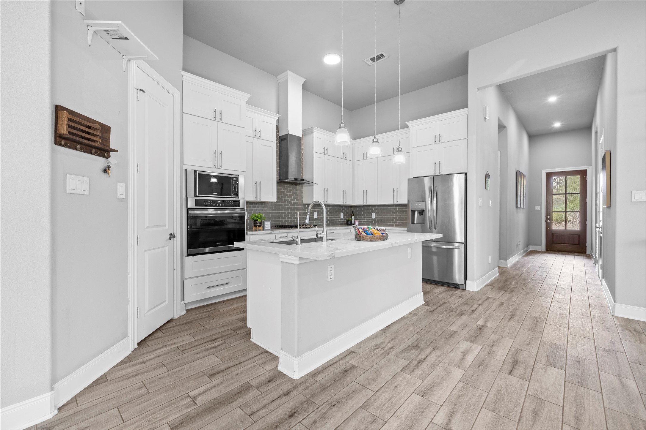 8938 Intervale Street Houston, TX 77075 - Photo 11 of 35 Gallery Image 11