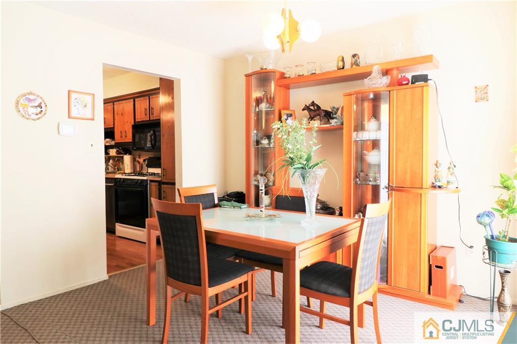2 Pheasant Run Edison, NJ 08820 - Photo 11 of 25 Gallery Image 11
