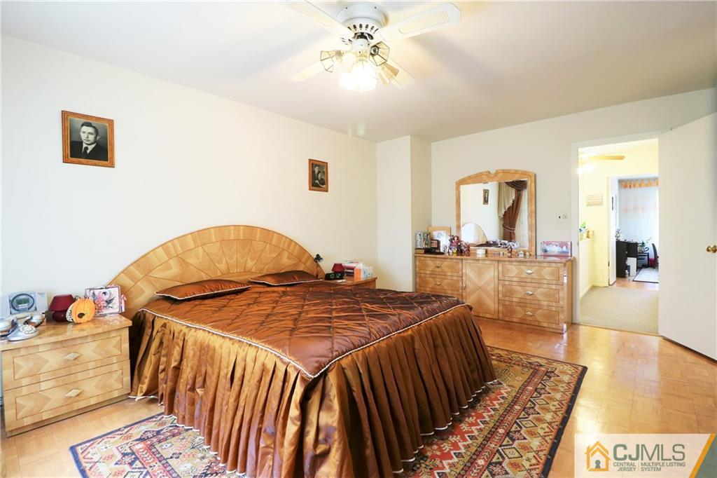 2 Pheasant Run Edison, NJ 08820 - Photo 14 of 25 Gallery Image 14
