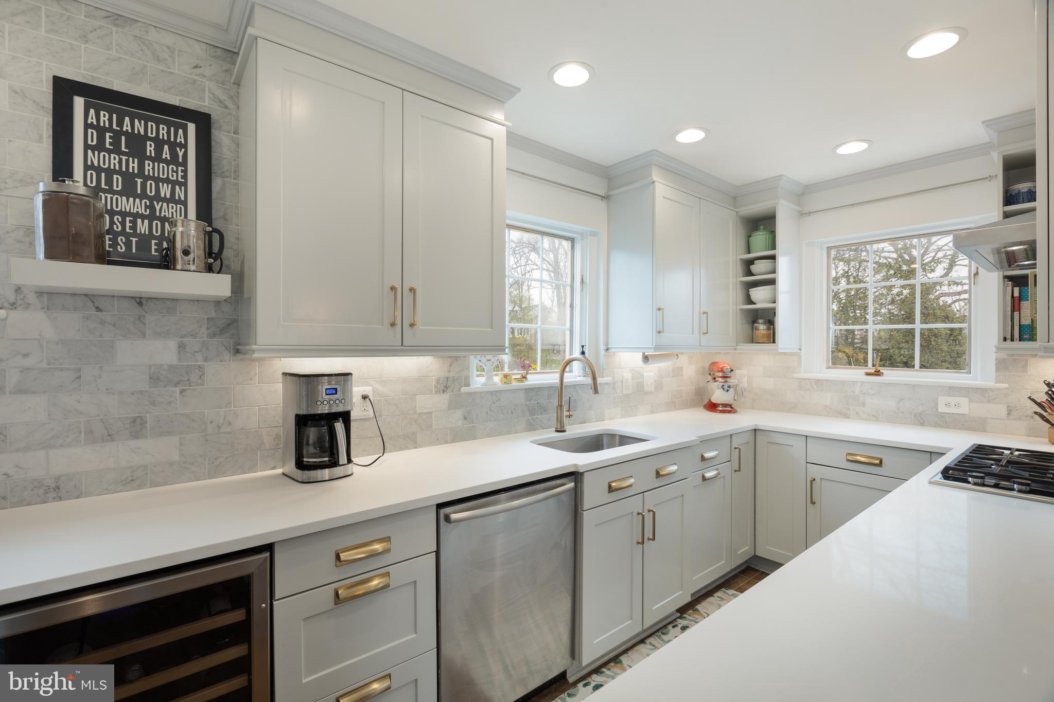 3109 Cameron Mills Road Alexandria, VA 22302 - Photo 17 of 47 Kitchen