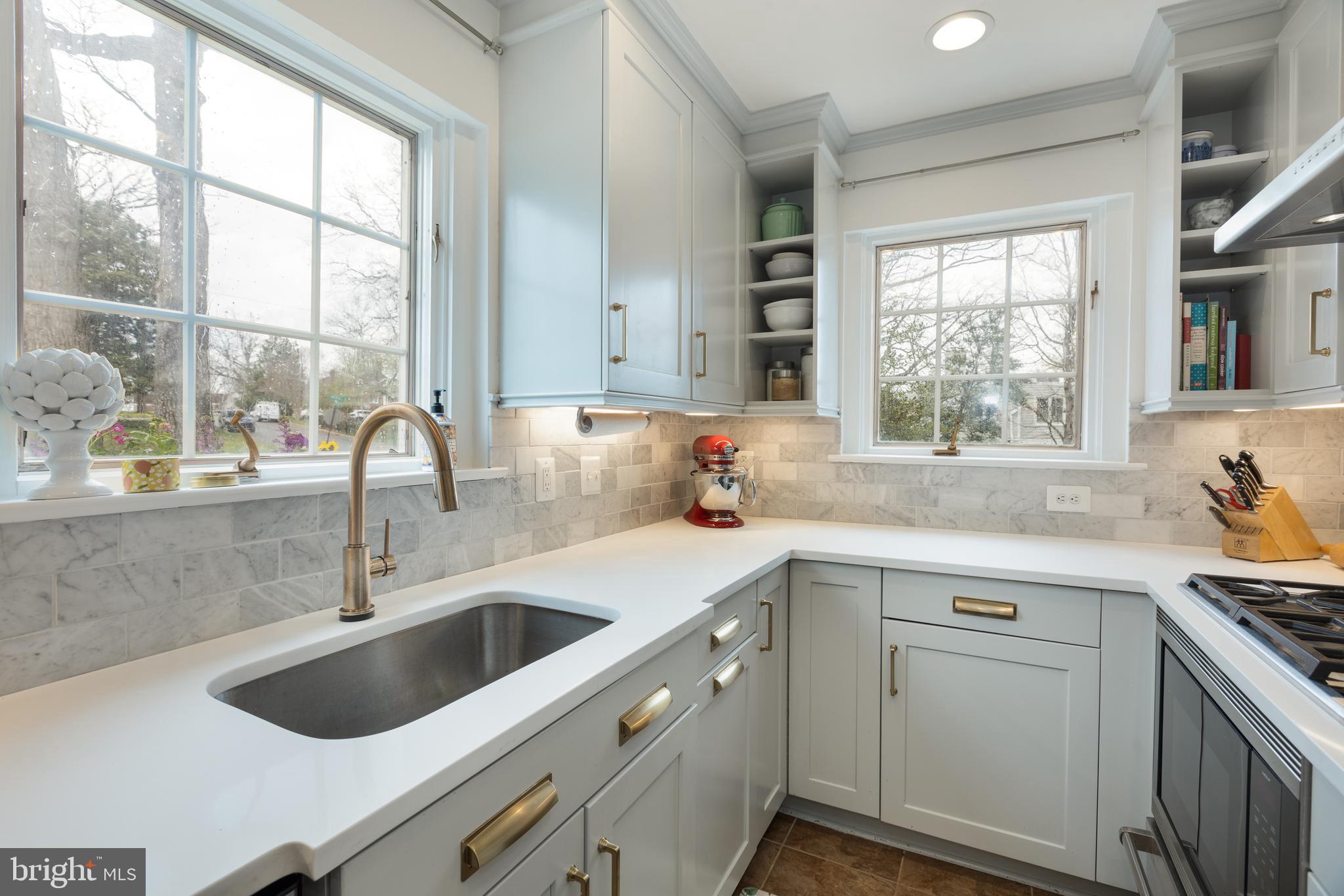3109 Cameron Mills Road Alexandria, VA 22302 - Photo 20 of 47 Kitchen